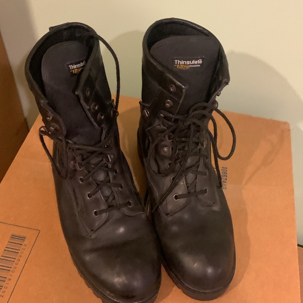 Guide Gear black leather lace up boots. Size 13